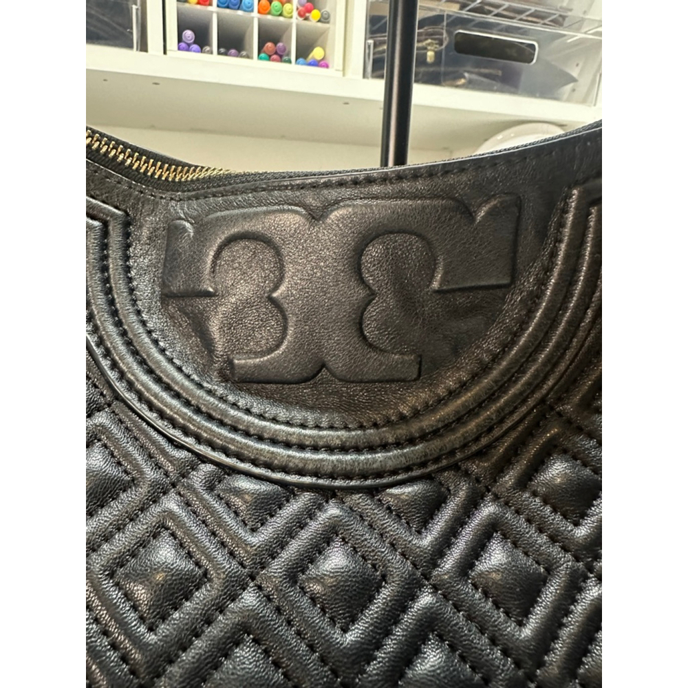 Women's Tory Burch Black Quilted Leather Shoulder Bag One Size Gold Chain - Picture 6 of 16